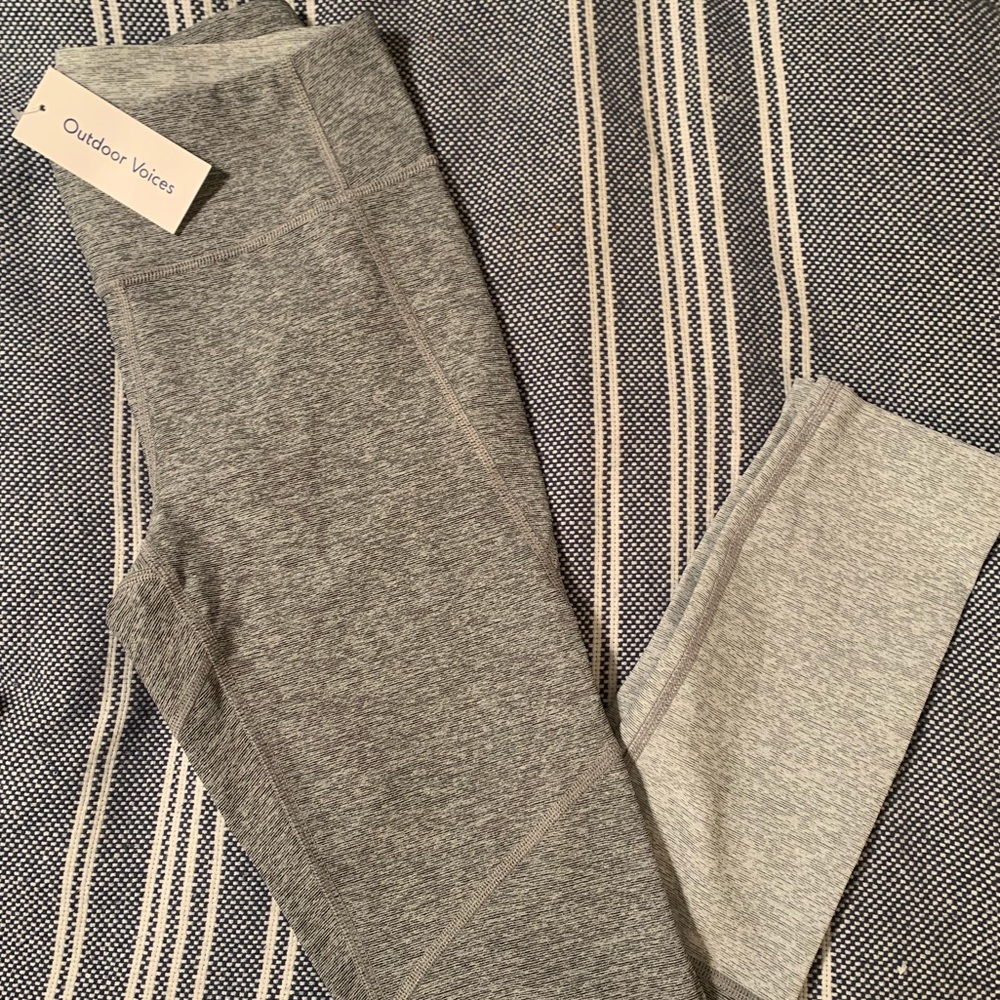 NWT dipped warmup leggings - 7/8 length, size Small, original ash/dove color way